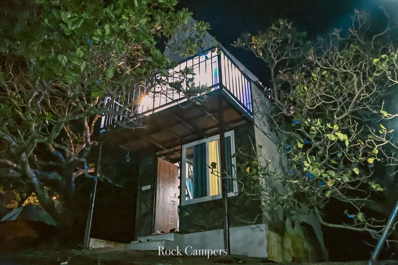 Rock Campers Hotel And Resort Chillithodu Kültér fotó